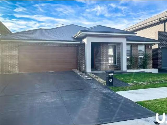 Cheap 51 Westway Avenue, MARSDEN PARK House for rent Listed b.