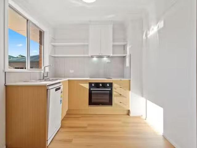 Nice 5/27 Victor Street, Holland Park, QLD 4121