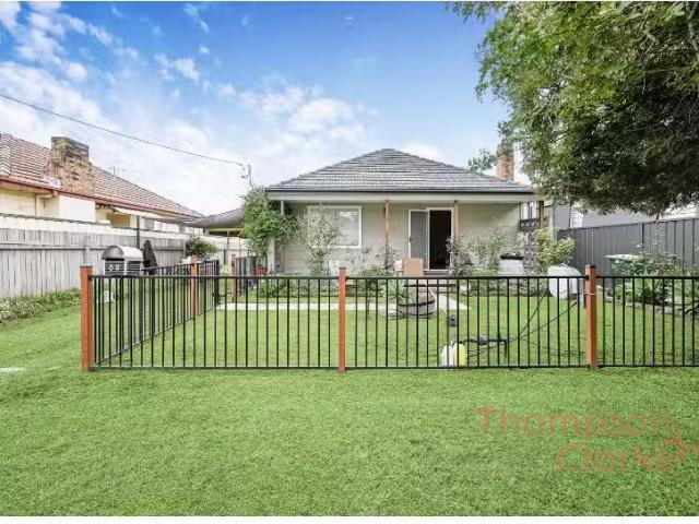 New 52 Church Street, Cessnock House for rent Listed by Ella.