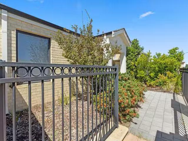 Cheap 52 Bristlebird Approach, Baldivis, WA 6171