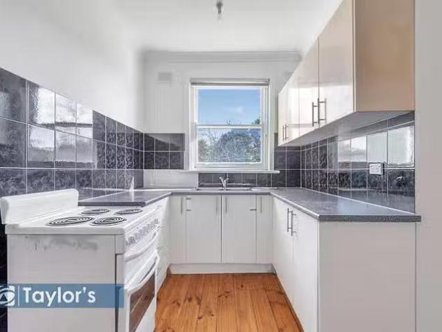 Cozy 52 Hornet Crescent, Elizabeth East, SA 5112