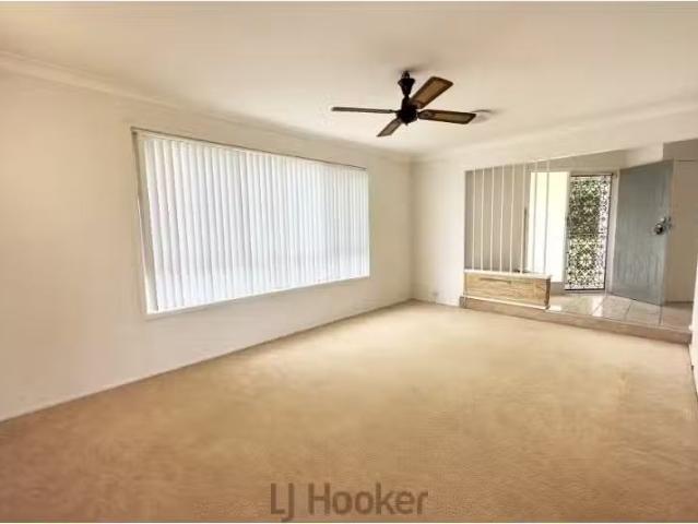 For Rent! 52 Old Belmont Road, Belmont North House for rent L.