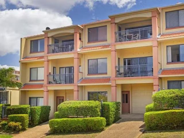 For Rent! 5/36 Pacific Drive, Port Macquarie Townhouse for ren.