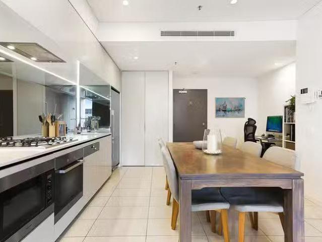 Nice 531/8 Victoria Park Parade, Zetland, NSW 2017