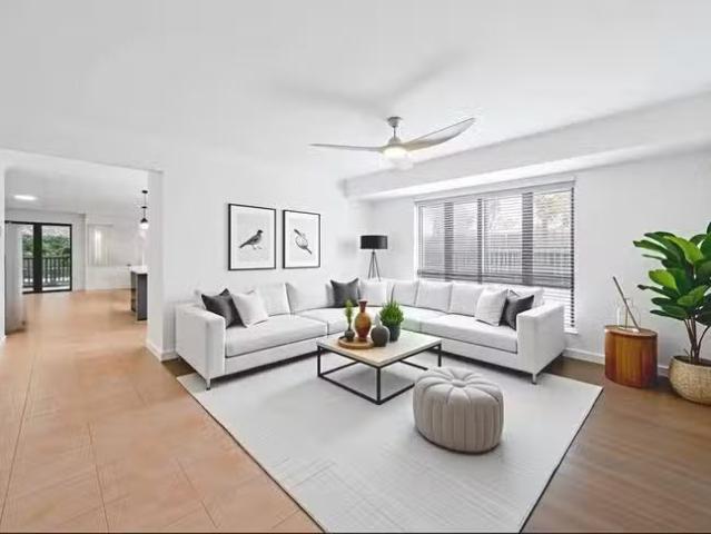 Deal! 53 Clarendon Circuit, Forest Lake, QLD 4078