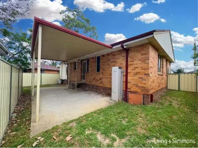 Rental! 53 Neriba Cres, Whalan House for rent Listed by Sharn.