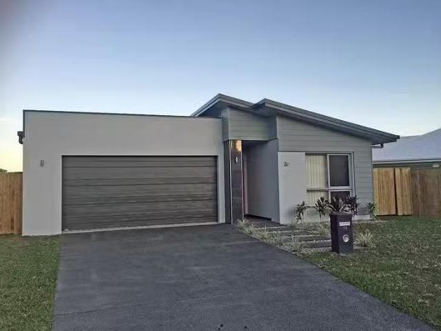 Rental! 53 Seaways Street, Trinity Beach, QLD 4879