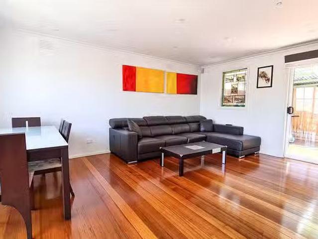 Just in! 5/44 Bourke Street, Mentone, VIC 3194