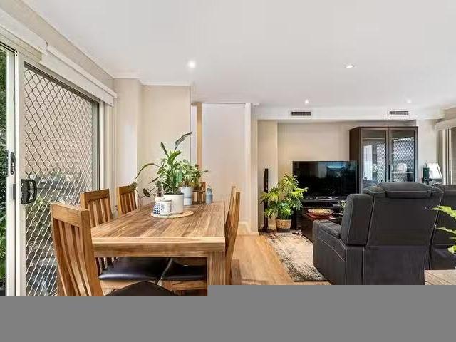 Just in! 5/40 42 Durbar Avenue, Kirrawee, NSW 2232