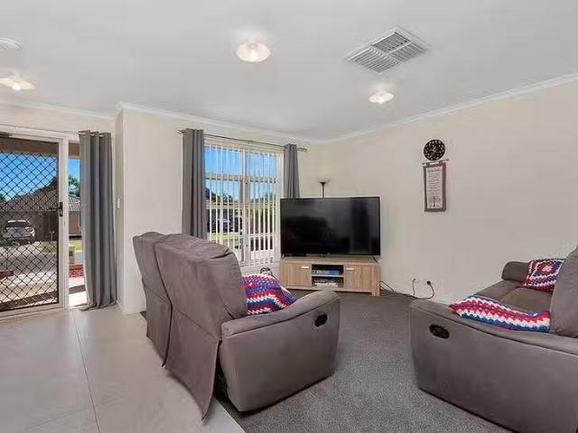 Nice 54 Gerald Boulevard, Davoren Park, SA 5113