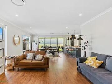 New 54 King David Boulevard, Madeley, WA 6065