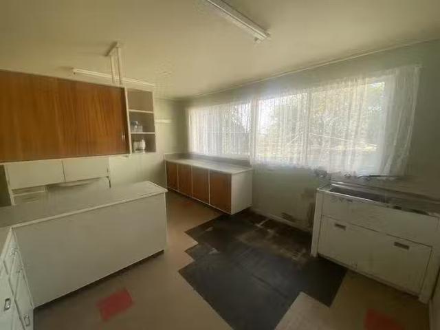 Cozy 557 Bongeen Road, Bongeen, QLD 4356
