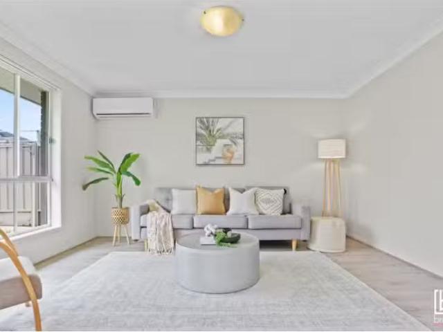 Nice 56/14 Lomandra Terrace, HAMLYN TERRACE House for rent Li.