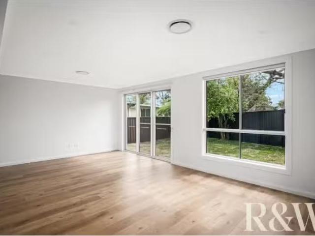 Rental! 56A Noumea Street, LETHBRIDGE PARK House for rent Lis.