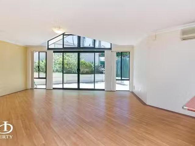 Nice 57B Gresham Street, Victoria Park, WA 6100