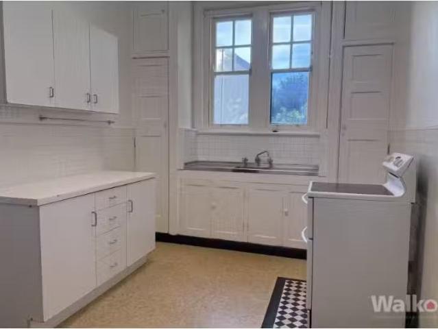 Just in! 5/80 Wolfe Street, The Hill Apartment for rent Liste.