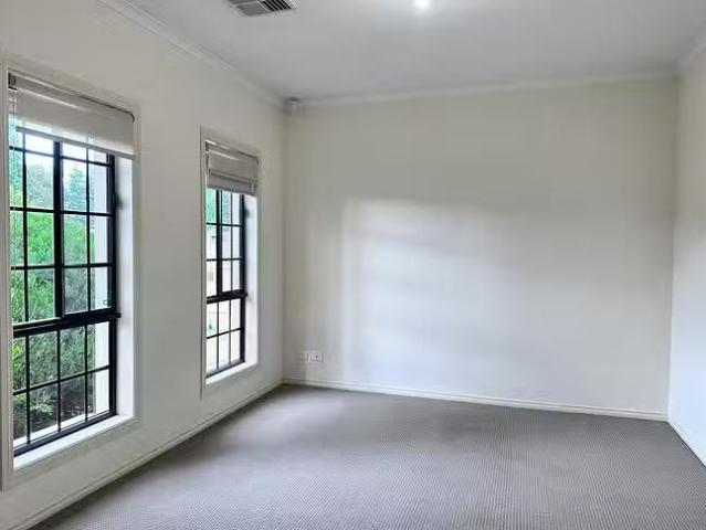 For Rent! 58A Third Avenue, Woodville Gardens, SA 5012