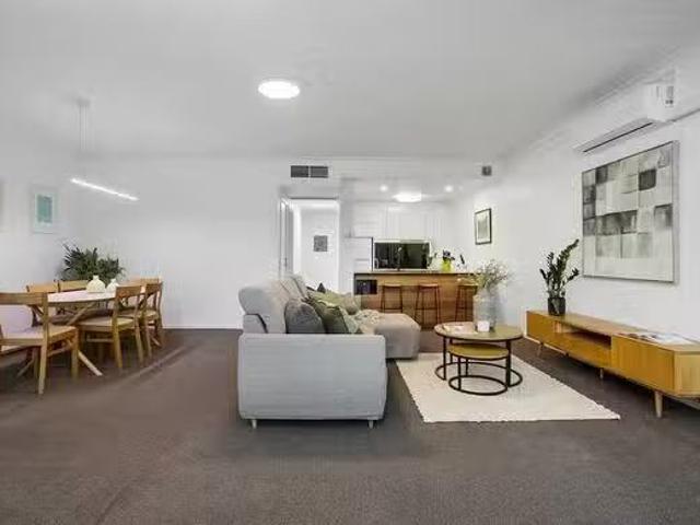 Nice 5/90 Wells Street, Southbank, VIC 3006