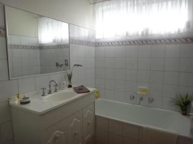 For Rent! 5/91 Hawthorn Road, Forest Hill VIC 3131