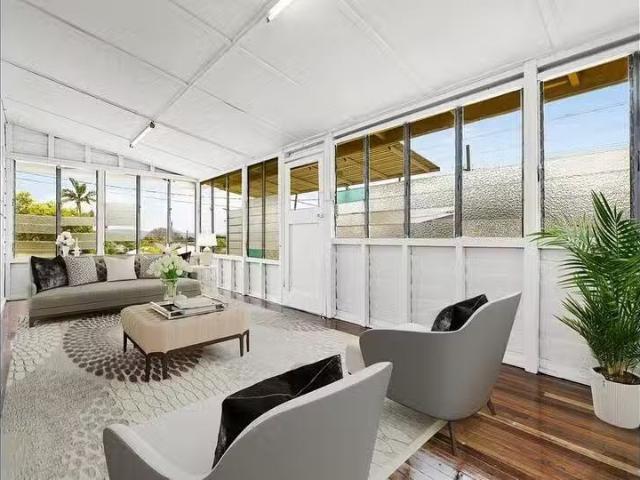 Charming 5 Teape Street, Silkstone, QLD 4304