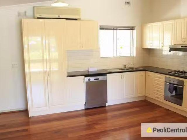 Deal! 5 Ashbourne Way, Hamilton Hill, WA 6163