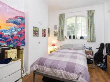 Rental! 5 bedroom terraced house for rent in St. Johns Road, H.