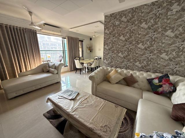 Rental | 5 BHK 2150 Sq.Ft. Apartment in Nirmal City Of Joy