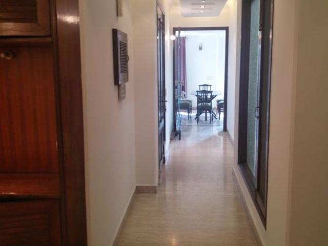 Rental | 5 BHK 265 Sq.Yd. Villa in Sector 15A
