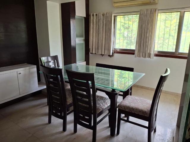 Rental | 5 BHK + 2800 Sq.Ft. Apartment in Malabar Hill