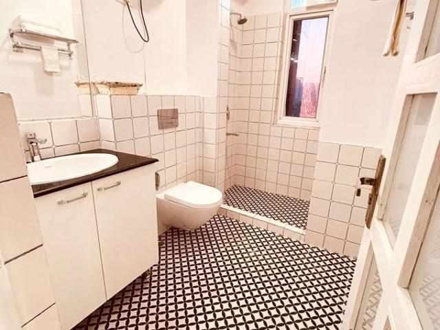 Rental | 5 BHK 3350 Sq.Ft. Apartment in AEZ Aloha