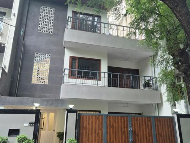 Rental | 5 BHK + 3500 Sq.Ft. Villa in Safdarjung Development Area