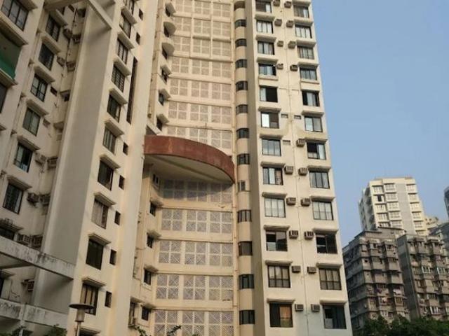 Rental | 5 BHK 3500 Sq.Ft. Apartment in Chaitanya Tower