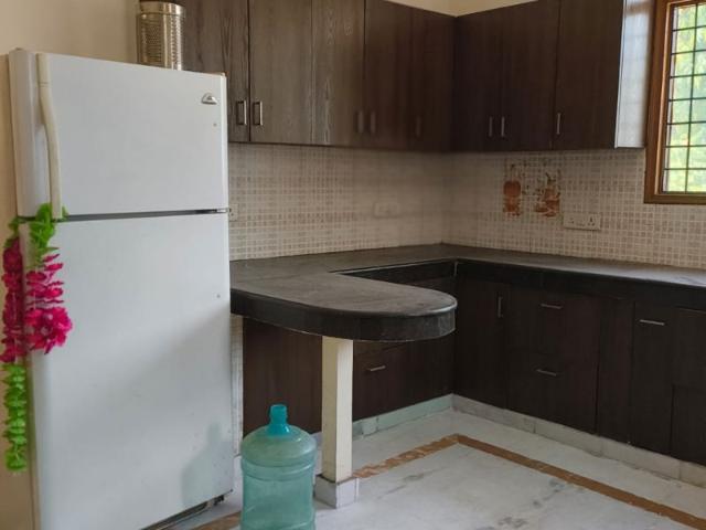 Rental | 5 BHK 3500 Sq.Ft. Independent House in Palam Vihar Residents Association