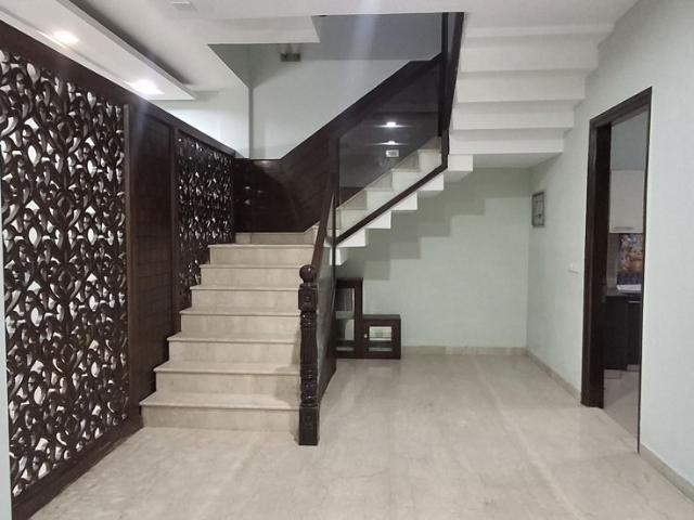 Rental | 5 BHK + 4300 Sq.Ft. Independent House in Realtech The Luxurium