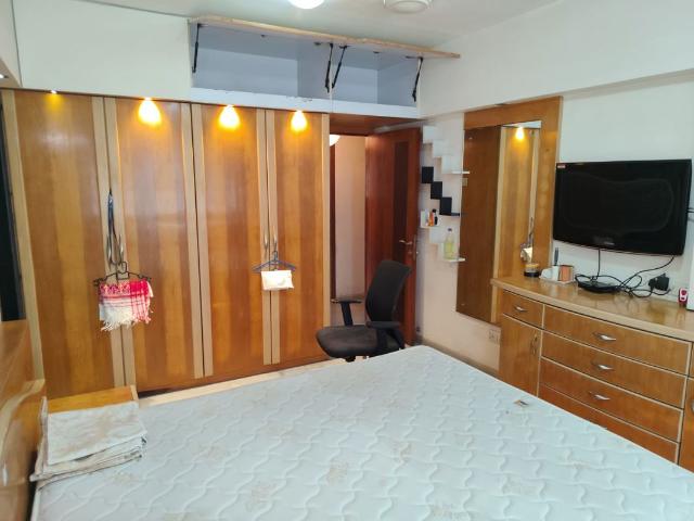 Rental | 5 BHK + 4575 Sq.Ft. Apartment in Hiranandani Gardens