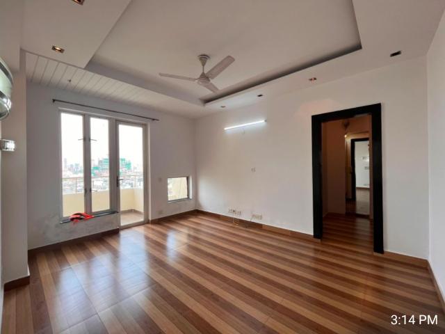Rental | 5 BHK + 4900 Sq.Ft. Villa in Emaar The Palm Spring Villas