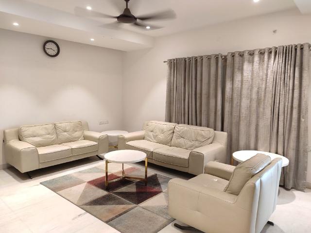 Rental | 5 BHK + 490 Sq.Yd. Independent House in Banjara Hills