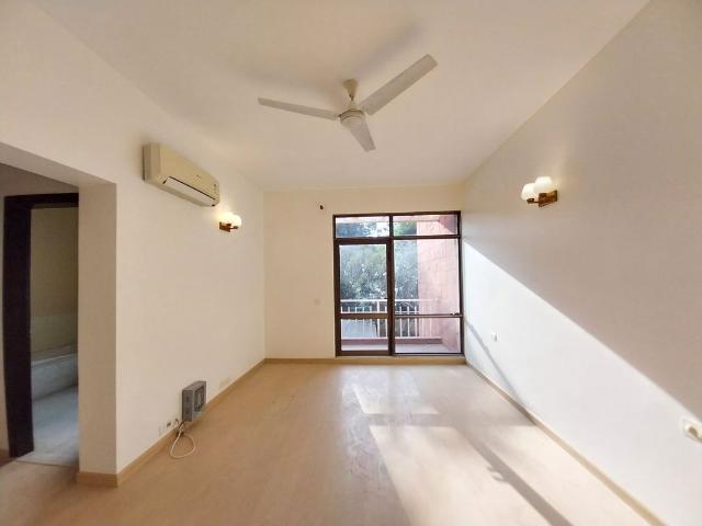 Rental | 5 BHK + 5000 Sq.Ft. Villa in Nirvana Courtyard