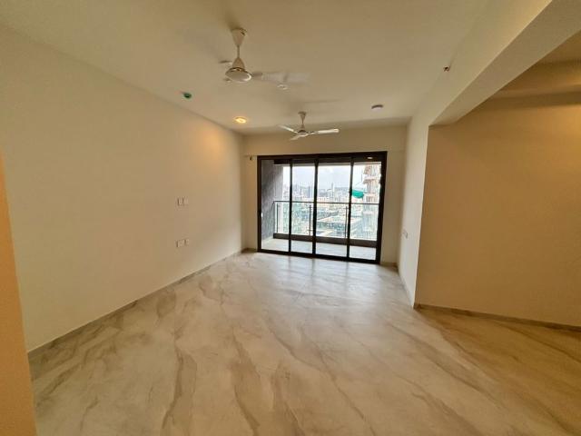 Rental | 5 BHK + 5000 Sq.Ft. Apartment in Aashiyana Park