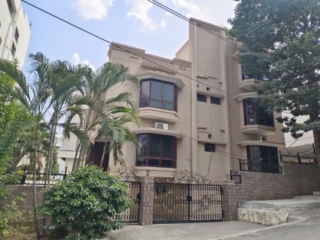 Rental | 5 BHK 5000 Sq.Ft. Independent House in Banjara Hills