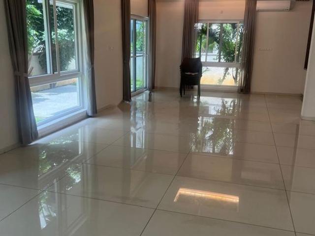 Rental | 5 BHK 5460 Sq.Ft. Apartment in Rajapushpa Green Dale