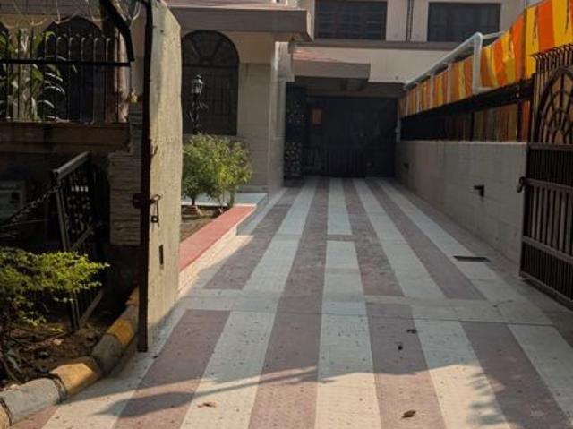 Rental | 5 BHK 5500 Sq.Ft. Villa in Palam Vihar Residents Association