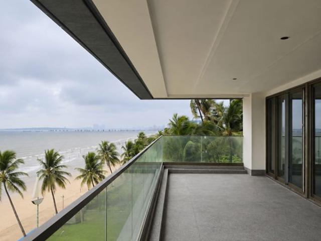 Rental | 5 BHK 5608 Sq.Ft. Apartment in Beach Apartments