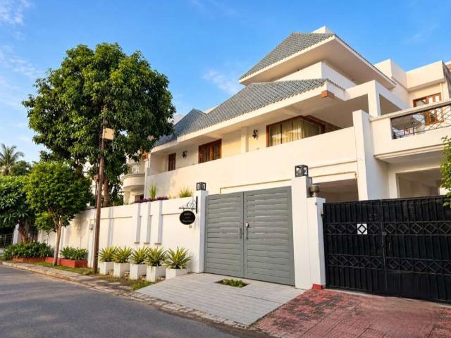 Rental | 5 BHK + 6655 Sq.Ft. Villa in Vikash Khand