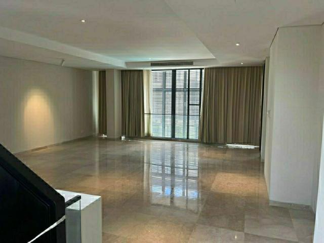 Rental | 5 BHK + 7310 Sq.Ft. Villa in Embassy Boulevard