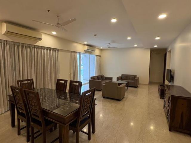 Rental | 5 BHK + Basement 2500 Sq.Ft. Apartment in Supreme Amadore