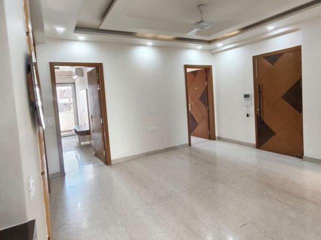 Rental | 5 BHK + Servant Room,Extra Room 4500 Sq.Ft. Independent House in Sector 9