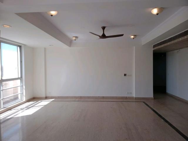 Rental | 5 BHK + Servant Room,Extra Room 5335 Sq.Ft. Penthouse in Pearls Gateway Tower