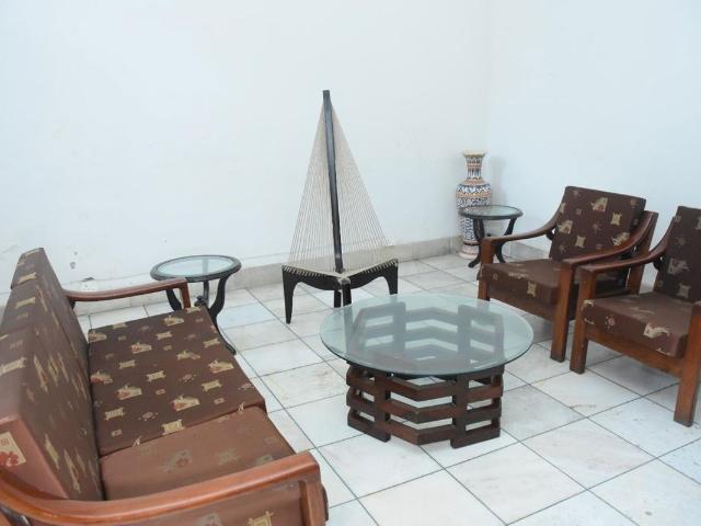 Rental | 5 BHK + Servant Room,Extra Room,Store Room 225 Sq.Ft. Independent House in Sector 15