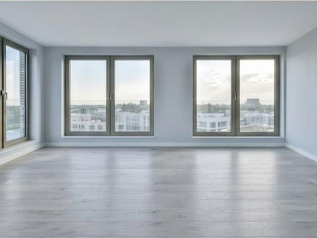 Rental | 5 BHK + Servant Room 2950 Sq.Ft. Apartment in Raja Park